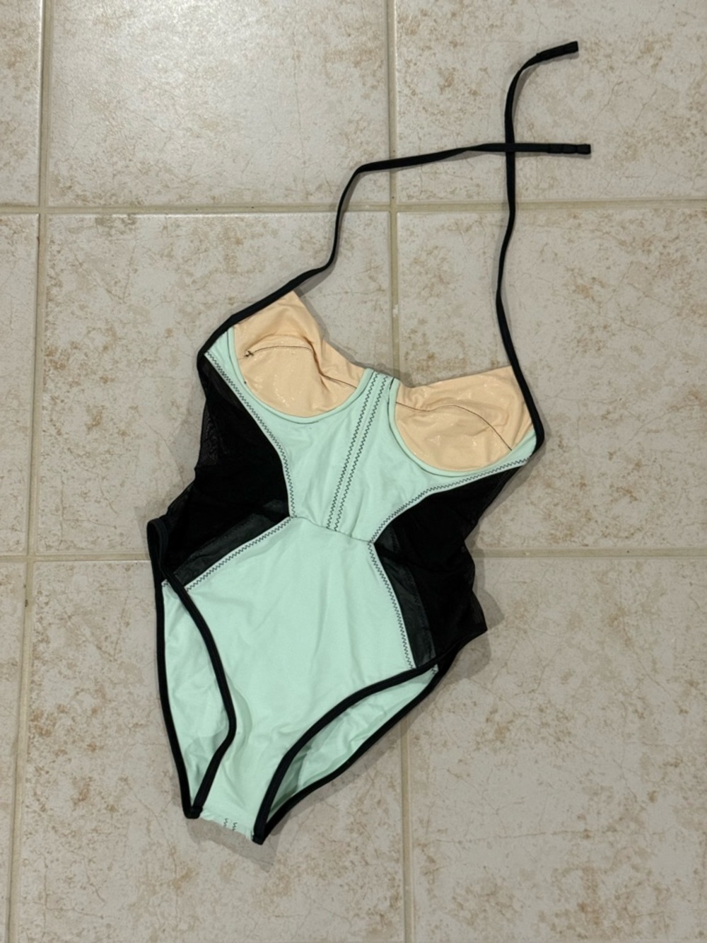 NEW Kore Swim Women’s Mint and Black One-Piece Swimsuit with Contrast Trim